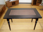 木織テナージュ製品例：黒檀テーブル